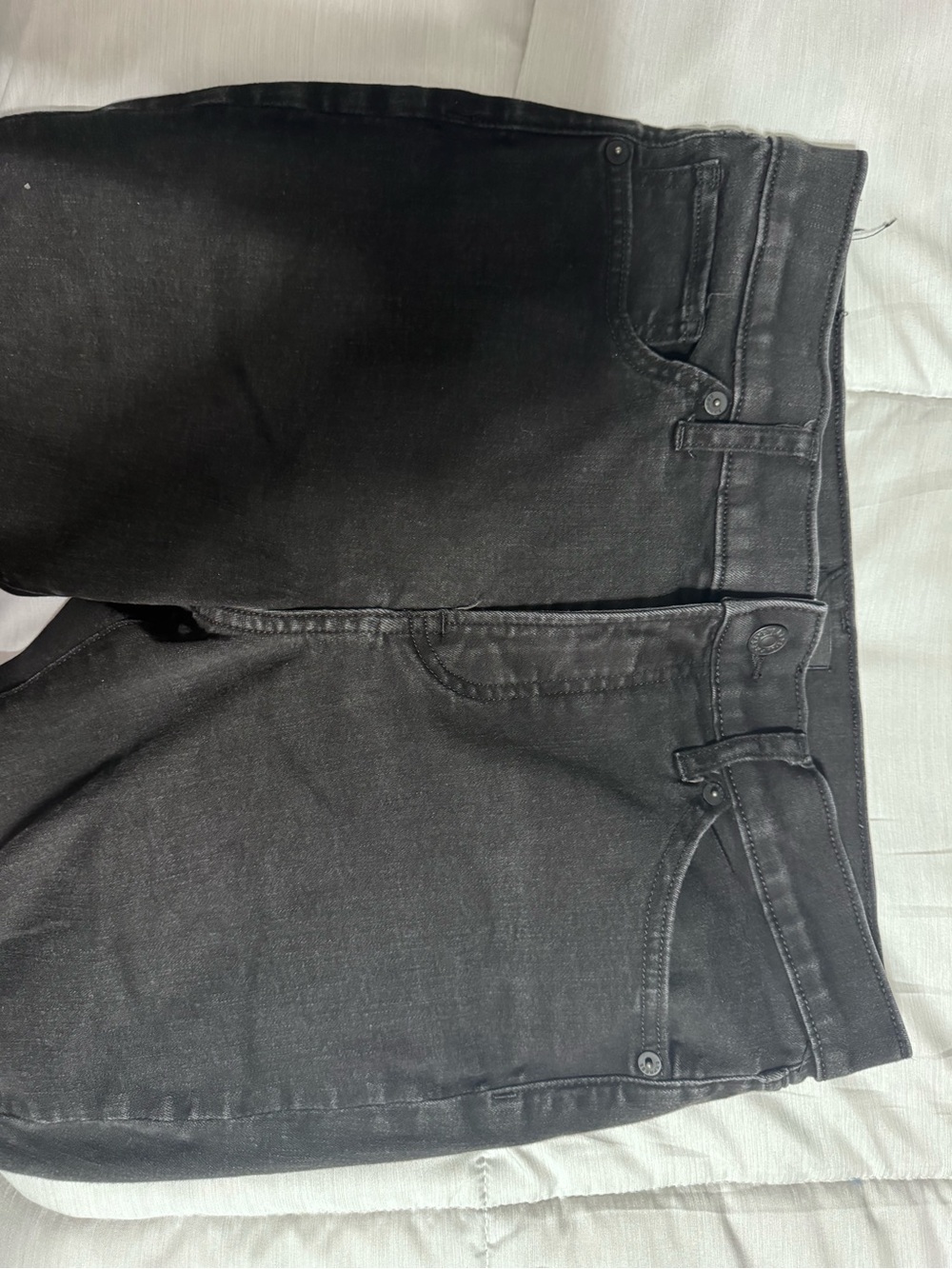 Express Women’s Black Slim Jeans - Classic Everyday Style